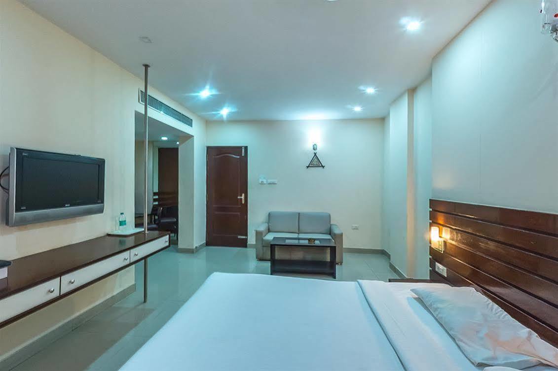 Hotel Vandematharam Bangalore Ngoại thất bức ảnh